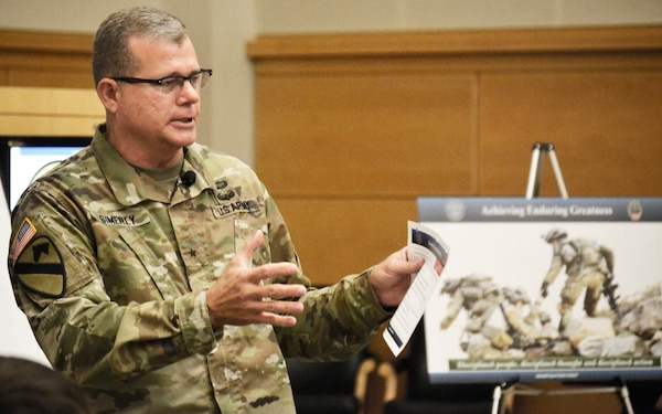 Army Brig. Gen. Mark Simerly, DLA Troop Support commander, opens a meeting with DLA Troop Support senior leaders last summer in Philadelphia, which led to recommendations published in the 2019 DLA Troop Support Campaign Plan.
