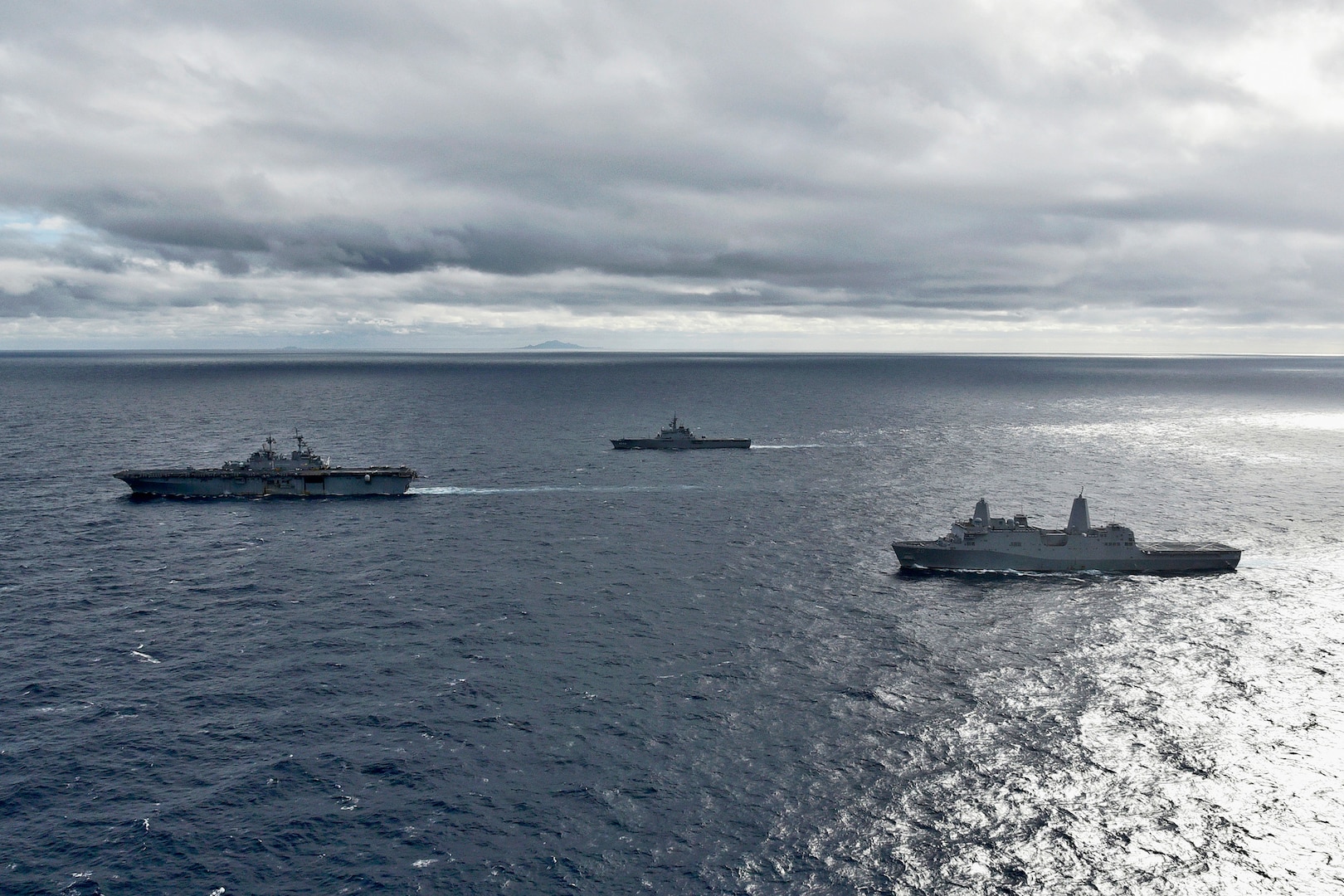 U.S. Navy, Japan Maritime Self-Defense Force Conduct Cooperative ...