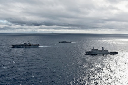 U.S. Navy, JMSDF conduct cooperative deployment in East China Sea