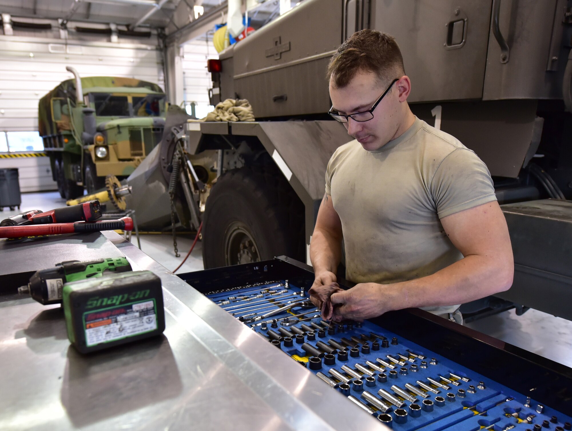 173rd FW Vehicle Maintenance