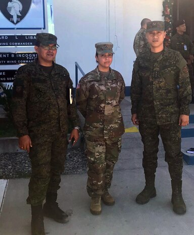Balikatan '19 Builds Contracting Skills for NCO