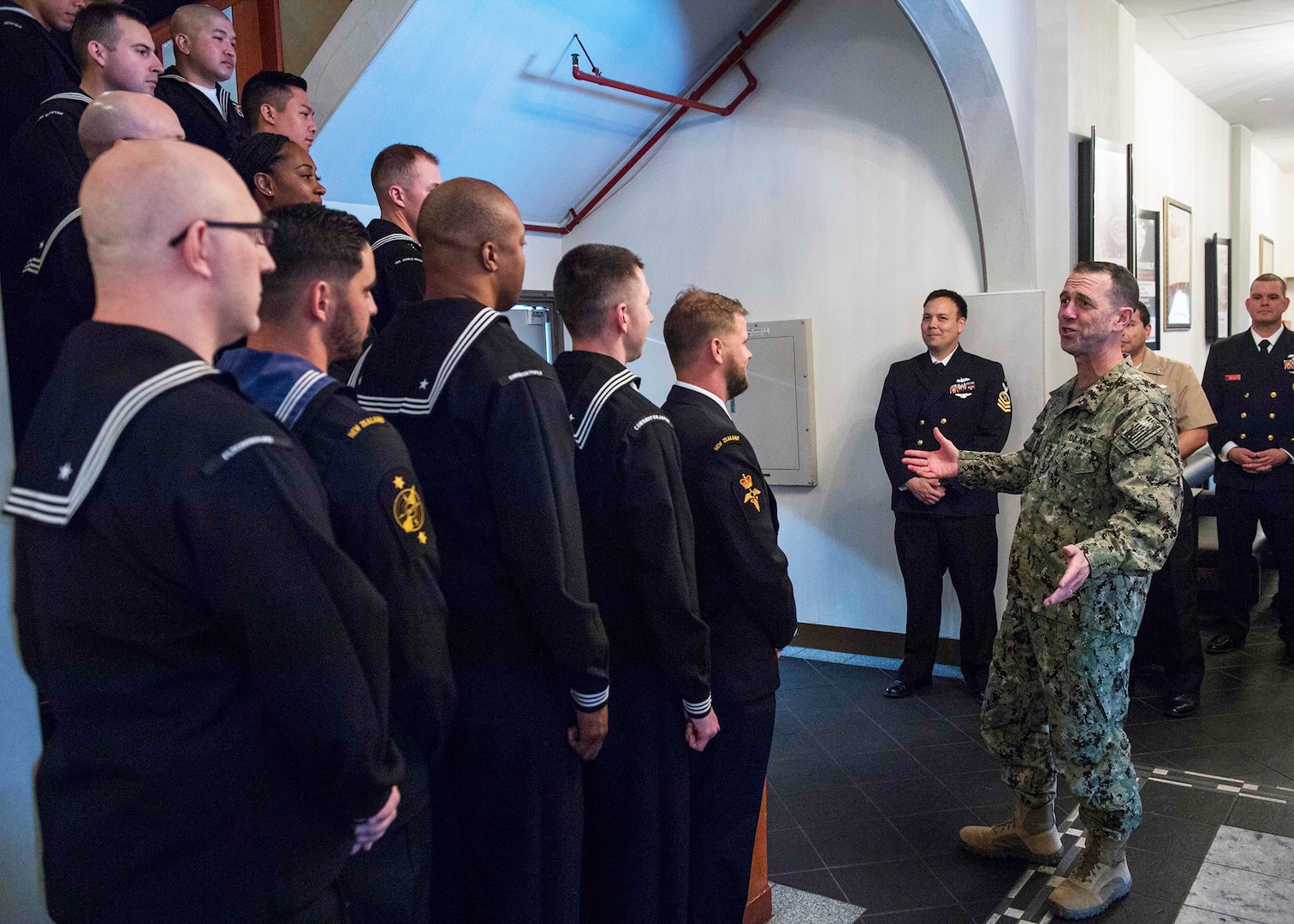 CNO Visits 7th Fleet Waterfront