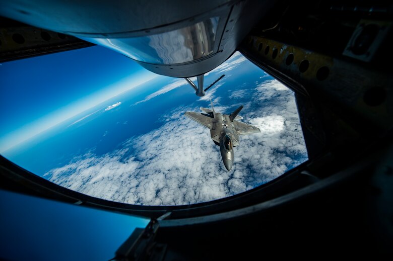F-22 Raptor aerial refueling
