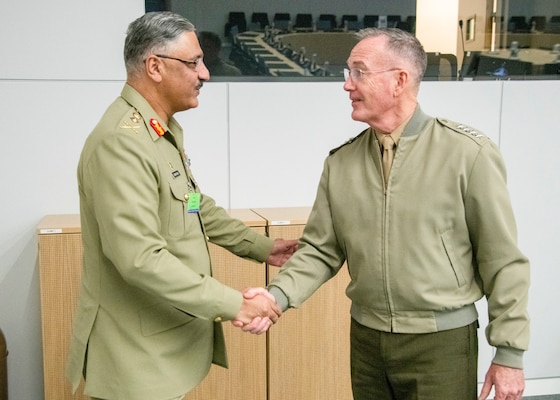 Marine Corps Gen. Joe Dunford, the chairman of the Joint Chiefs of Staff, meets with his Pakistani counterpart Gen. Zubair Mahmood Hayat, chairman Joint Chiefs of Staff Committee, in between sessions of the North Atlantic Treaty Organization (NATO) Military Committee in Chiefs of Defense Session (MC/CS) in Brussels, Belgium, Jan. 15, 2019.