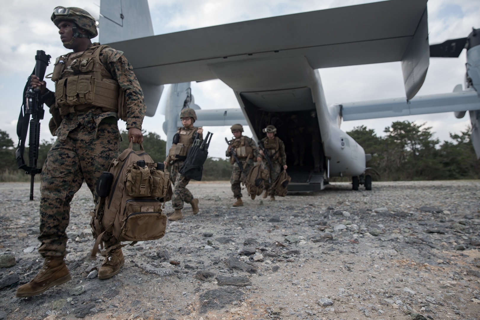 Landing Support Company Completes Helicopter Support Team Training