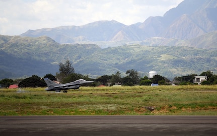 US, Philippine AF Conduct Bilateral Air Contingency Exchange