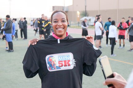 335th Signal Command (Theater) (Provisional) Soldiers participate in Dr. Martin Luther King, Jr. 5K Run