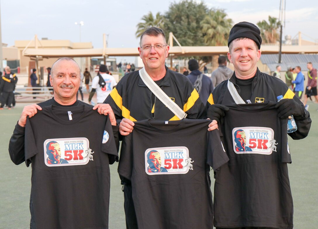335th Signal Command (Theater) (Provisional) Soldiers participate in Dr. Martin Luther King, Jr. 5K Run