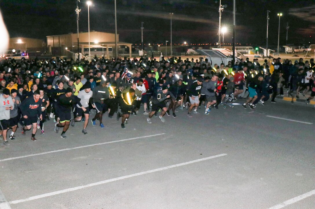 335th Signal Command (Theater) (Provisional) Soldiers participate in Dr. Martin Luther King, Jr. 5K Run