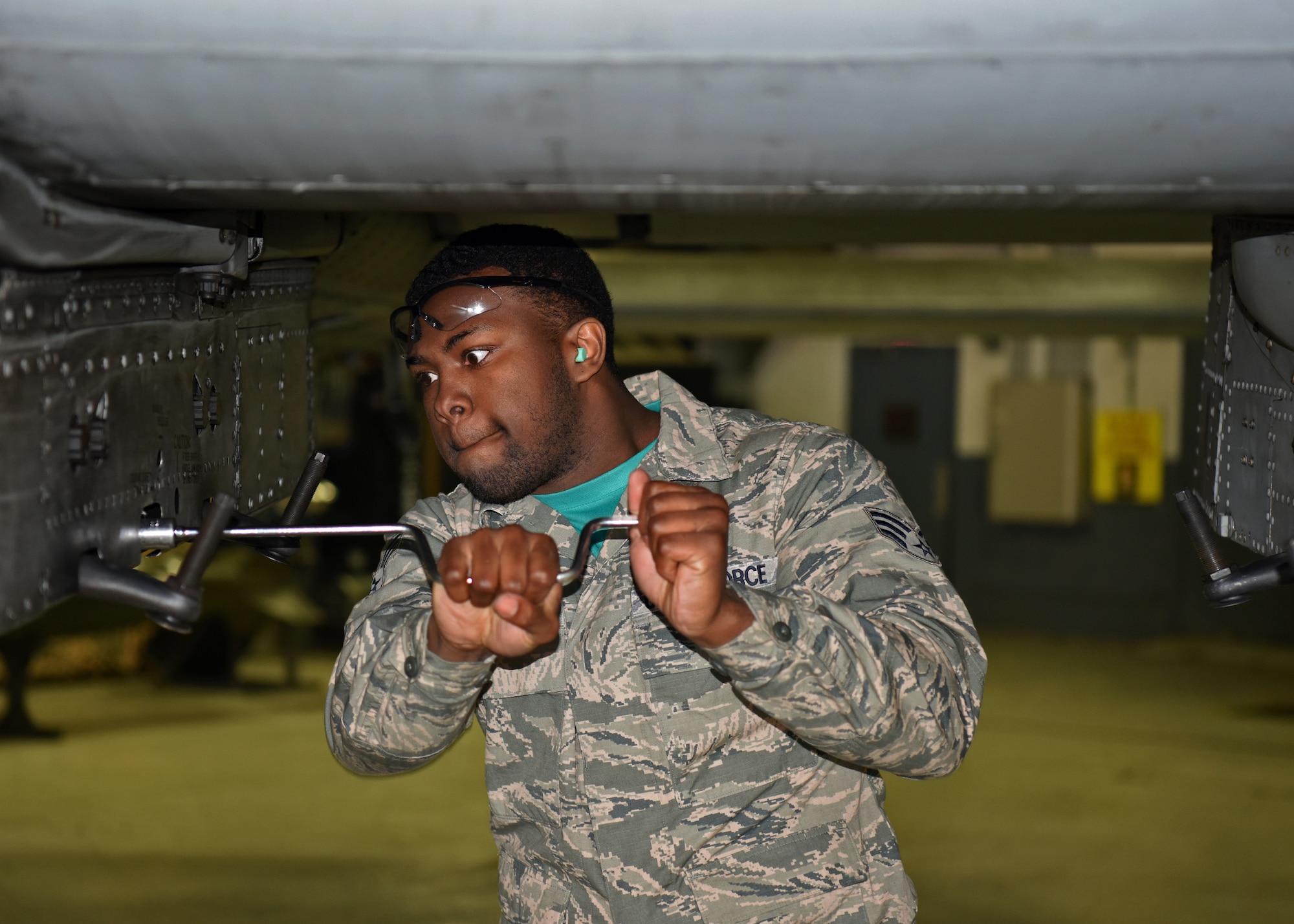 4th quarter load crew competition