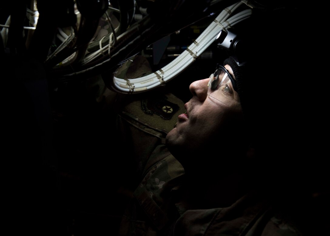 353rd SOG maintainers