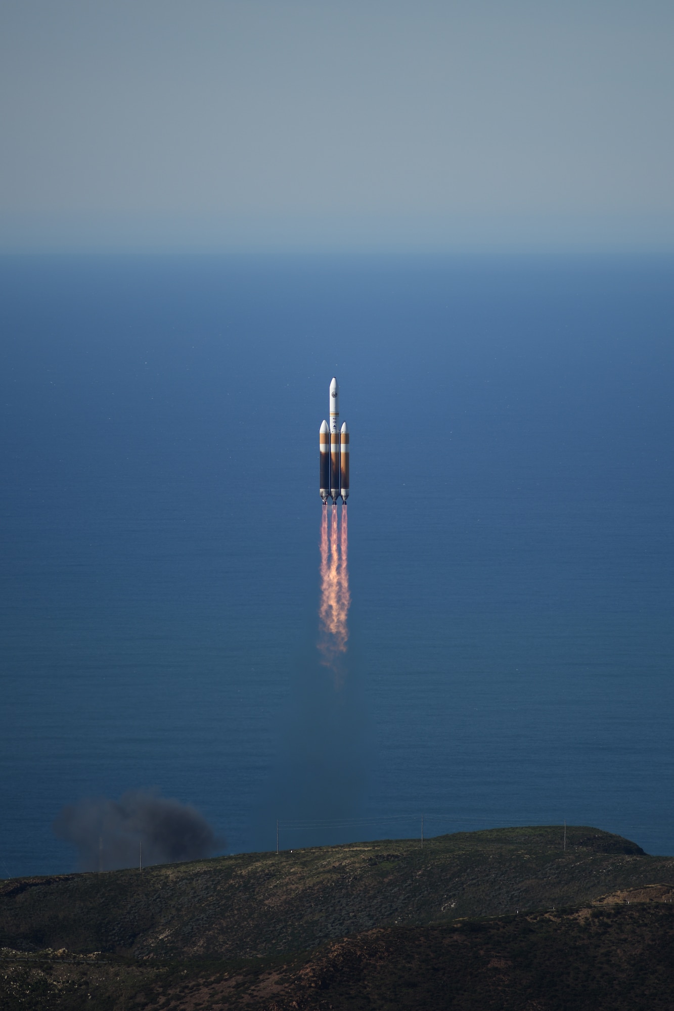 Heavy rocket launch