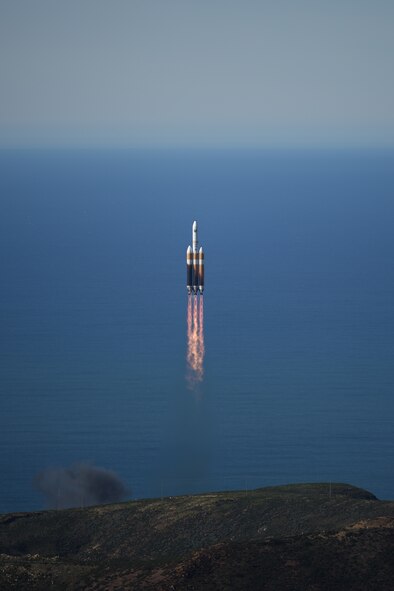 Heavy rocket launch