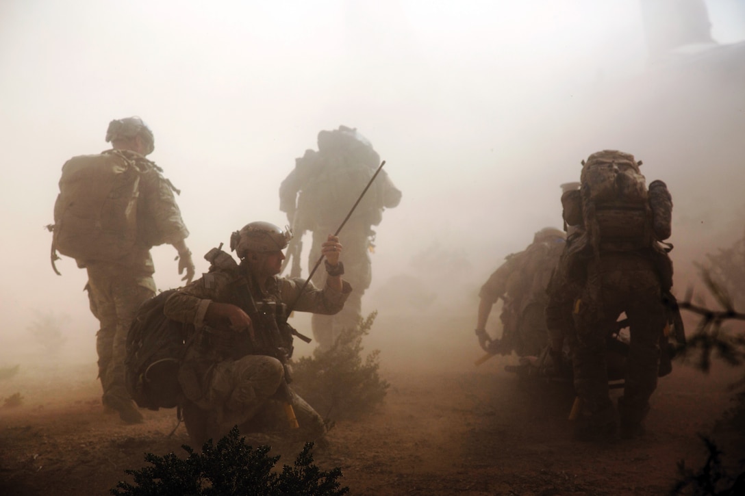 U.S. Special Forces conduct downed pilot simulation using new gear to assess operational effectiveness for Army Warfighting Assessment 17.1 exercise at Fort Bliss, Texas, October 18, 2016 (U.S. Army/Alexander Holmes)