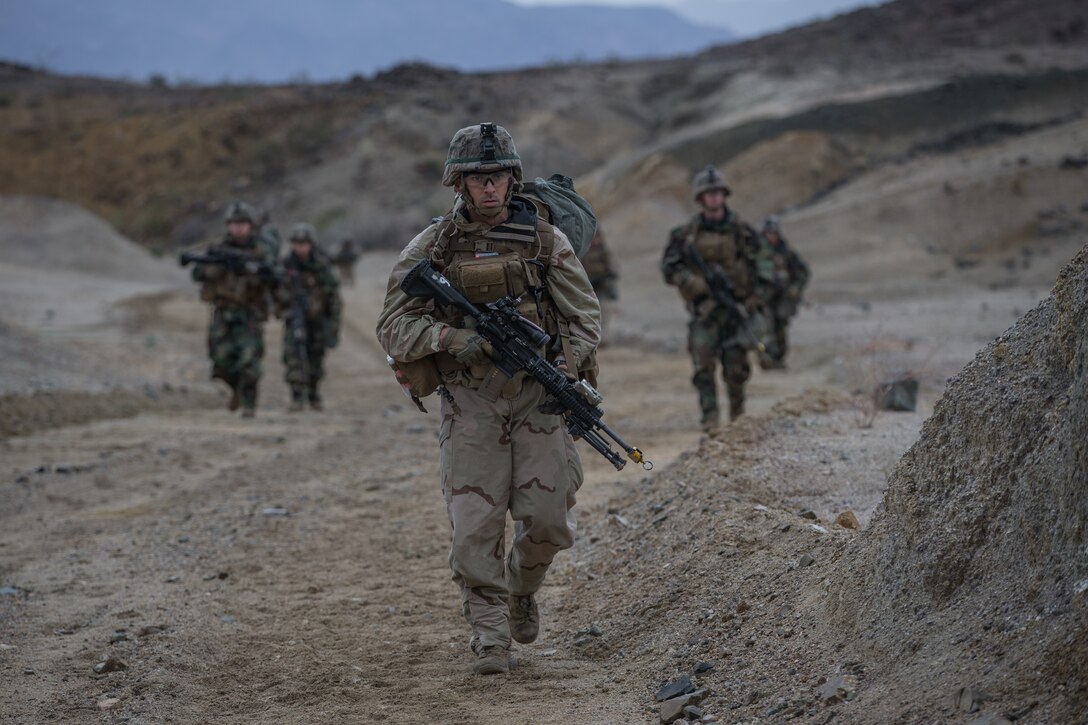 U.S. Marines with 1st Battalion, 5th Marine Regiment, participate in a simulated air assault during Steel Knight 2019 (SK19) on Marine Corps Air Ground Combat Center, Twentynine Palms, Calif., Dec. 05, 2018.