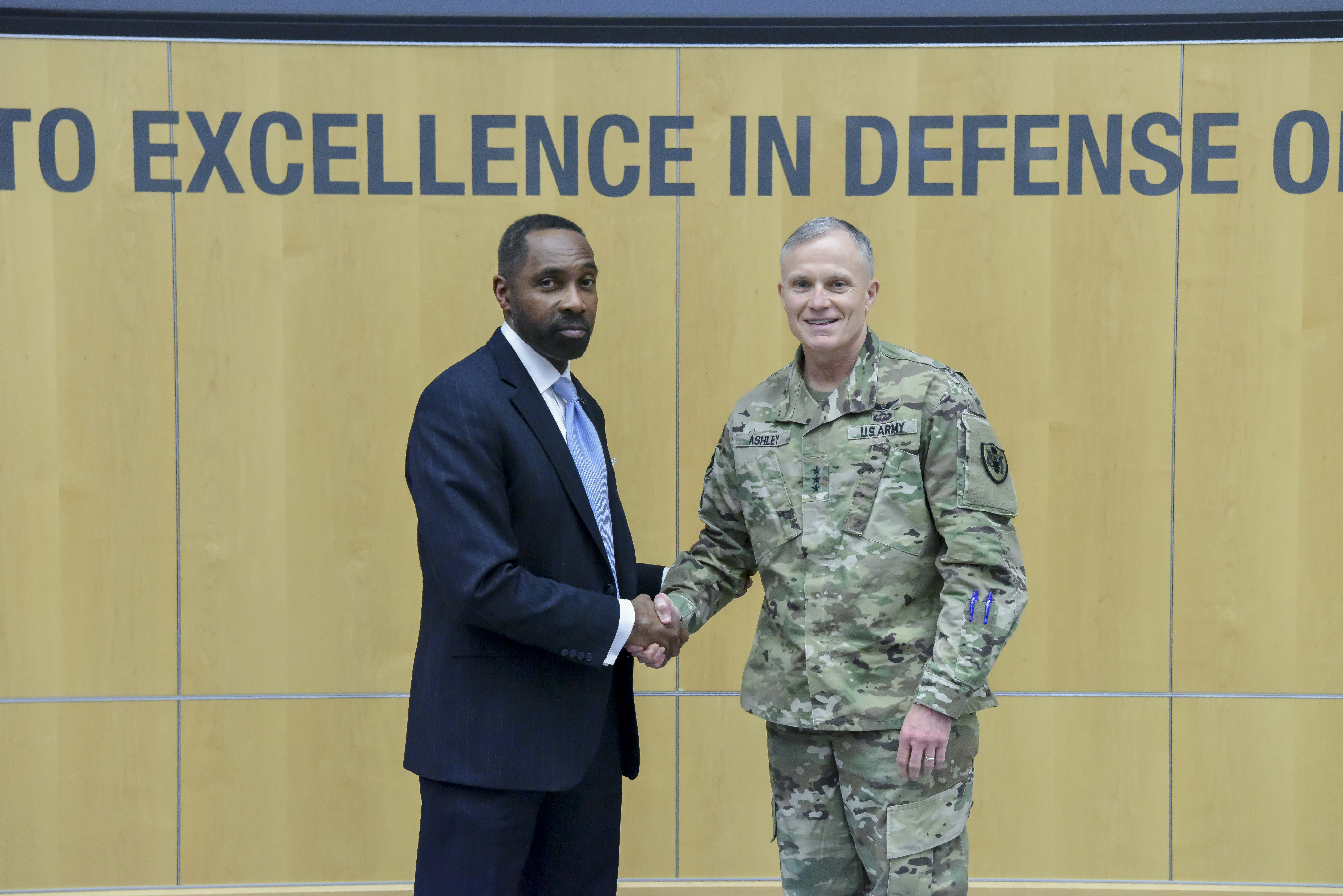 National Security Correspondent Speaks At Defense Intelligence A