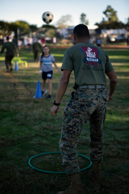 MCAS Miramar brings a taste of the Marine Corps to Standley Middle School
