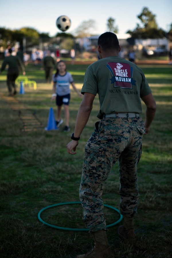 Standley Middle School hosted its 9th annual Marine Corps Fitness Challenge with Marines from Marine Corps Air Station Miramar at the Standley Middle School in University City, Calif., Jan. 25. During the challenge, MCAS Miramar Marines led students through three different physical training courses throughout their physical education periods to give the students a better outlook on physical fitness. (U.S. Marine Corps photo by Sgt. Jake McClung)