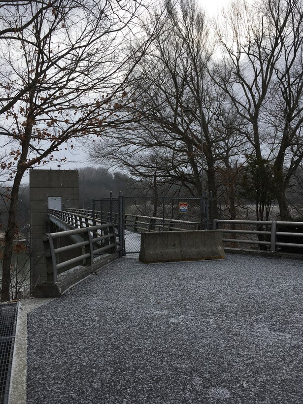 Winter starts to show its face as a light snow covers Nolin River Lake in Bee Spring, Ky.