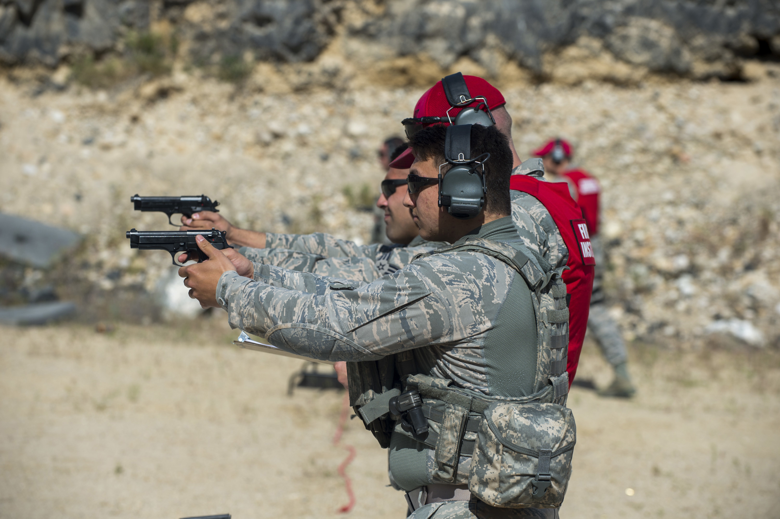 Idaho and Oregon security Airmen try new firearms training > National