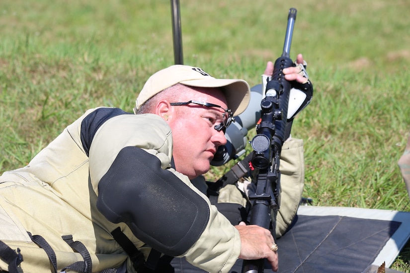 Sgt. Keith Stephens of the Army Reserve Marksmanship Program broke a record on a 600-yard match that was set back in 1993 shooting a rifle he built himself.