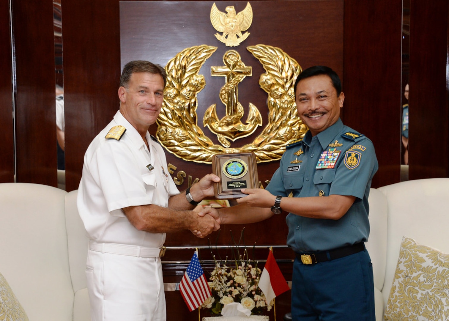Pacific Fleet Commander Visits Indonesia, Strengthens Partnership