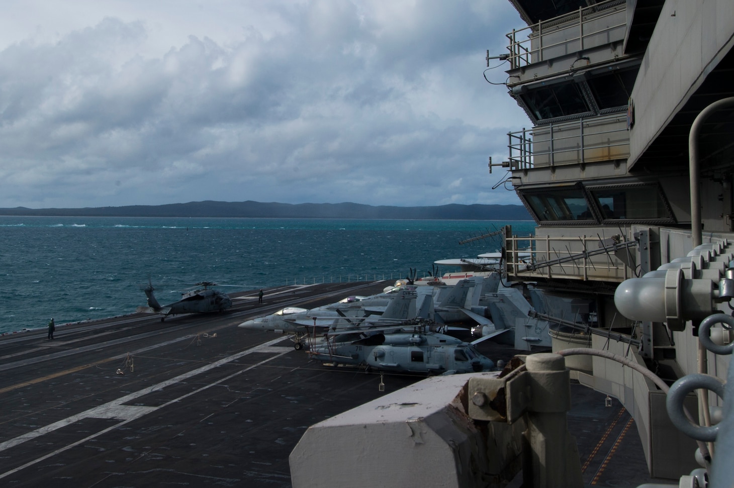 BRISBANE, Australia (July 5, 2019) The aircraft carrier USS Ronald Reagan (CVN 76) pulls into Brisbane, Australia. Ronald Reagan is forward-deployed to the U.S. 7th Fleet area of operations.