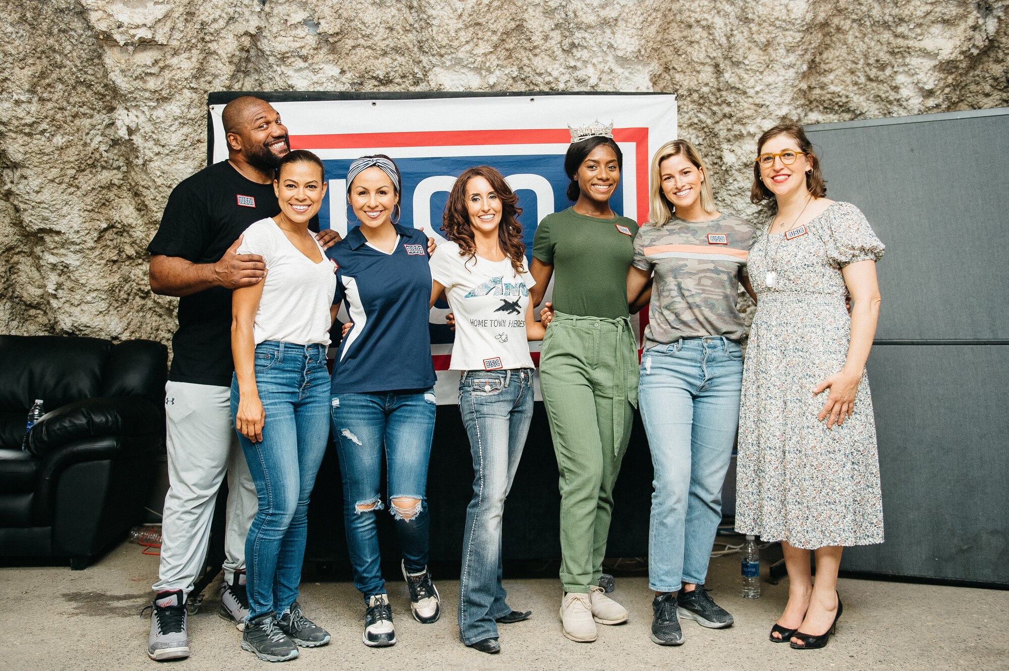 USO Summer Tour Visits Red Tails