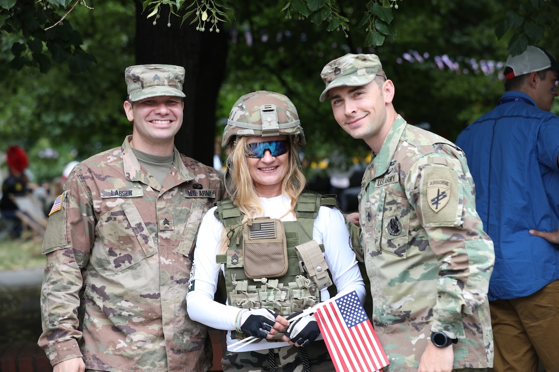 U.S. Soldiers participate in Freedom Festival