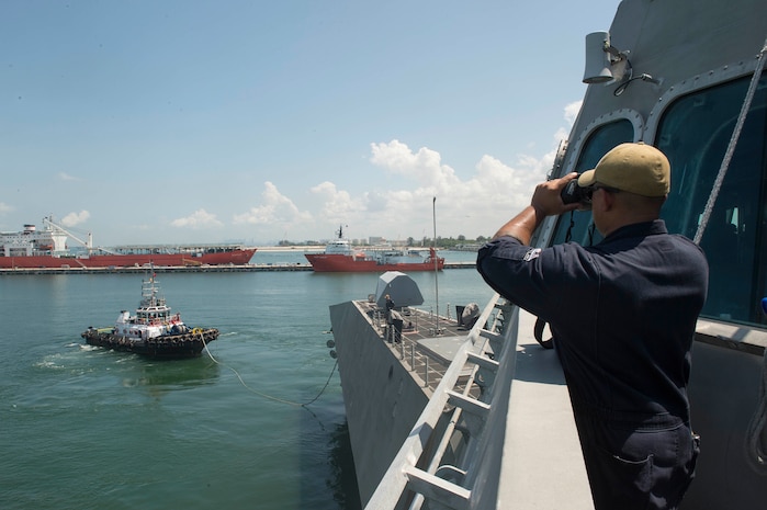 USS Montgomery Arrives in Singapore