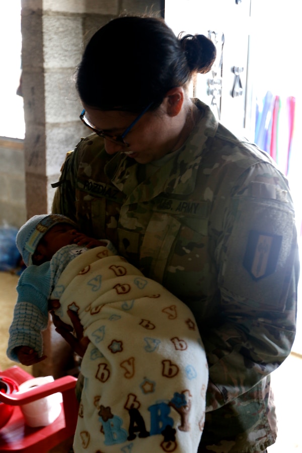 Newborn Neighbor, New Clothes, New School: Mothers Meet in Guatemala