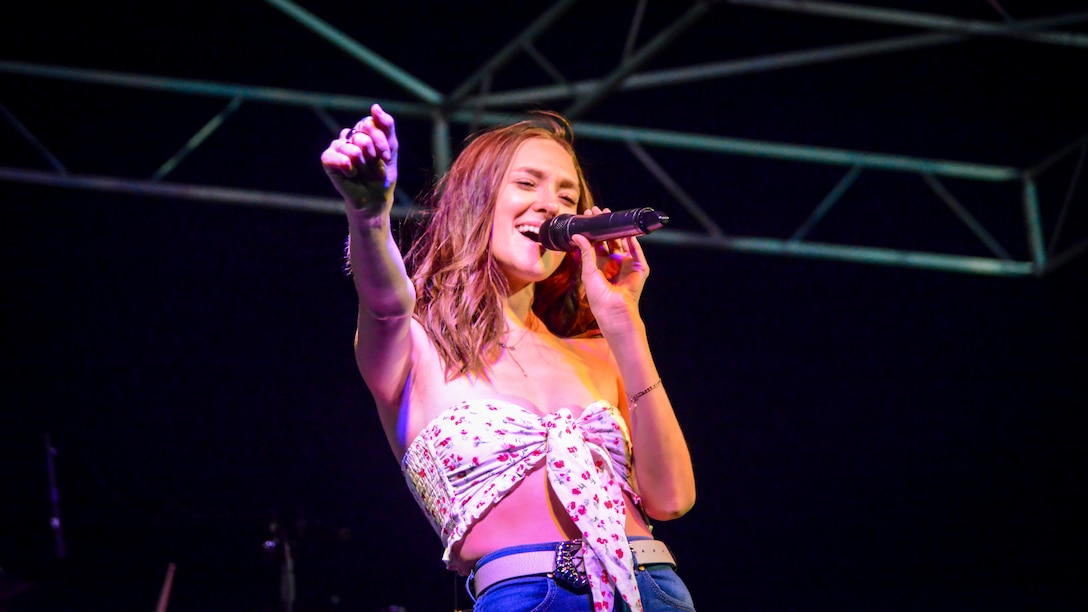 Country singer McKenna Faith performs at Summer Bash 2019, an Independence Day celebration, at Edwards Air Force Base, California. The event featured rides, games, live music and fireworks. (U.S. Air Force photo by Giancarlo Casem)