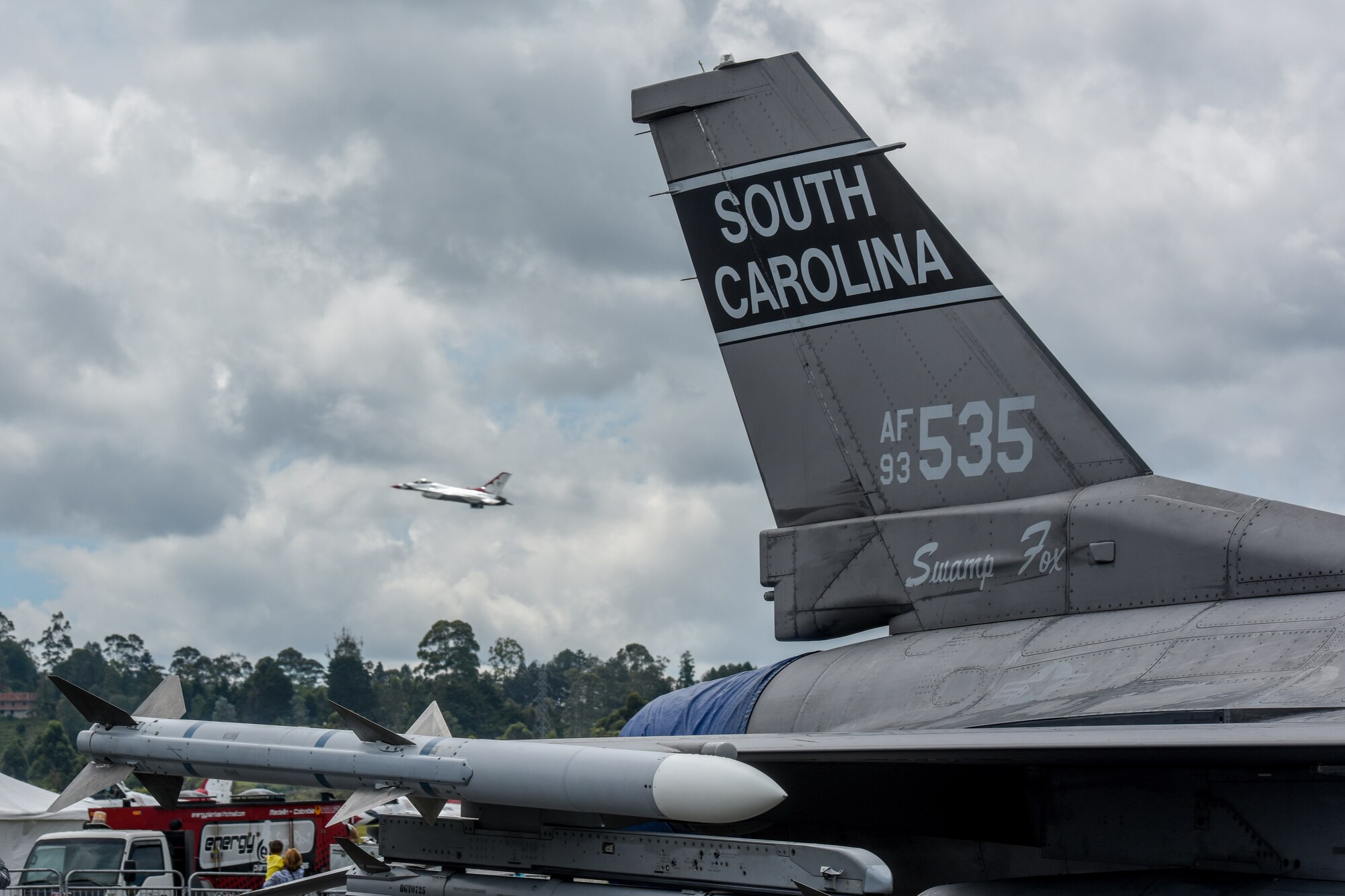 U.S. Air Force Thunderbird F-16 Fighting Falcon fighter jets perform a routine.