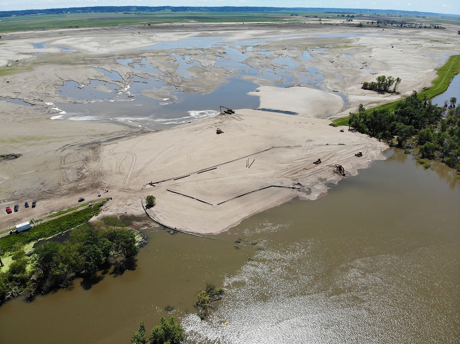 Aerial view of repair working being done at levee breach L575a_1 July 9, 2019.