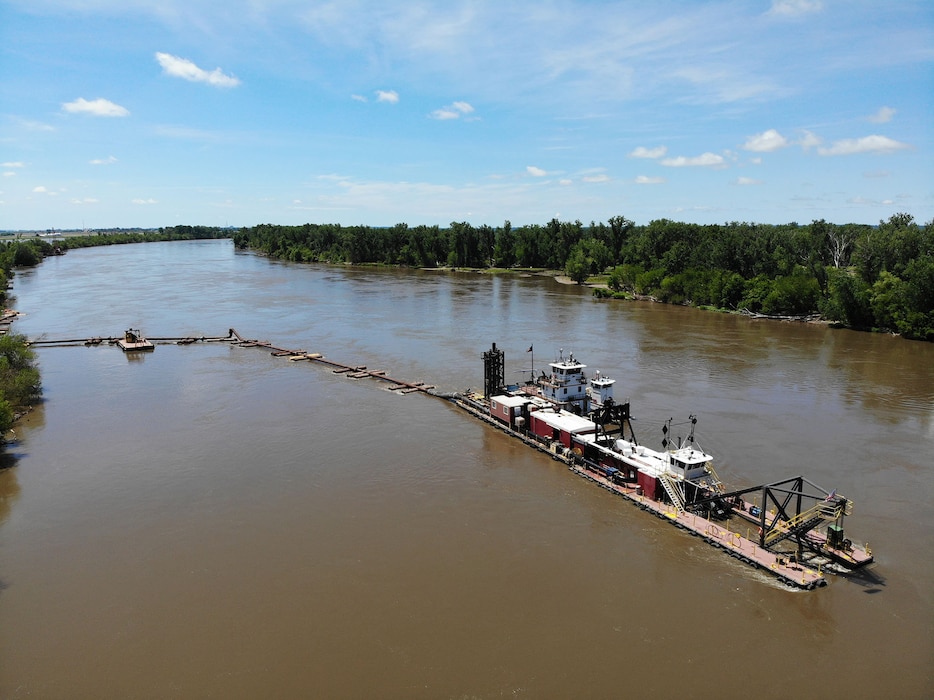 Aerial view of repair working being done at levee breach L575a_1 July 9, 2019.