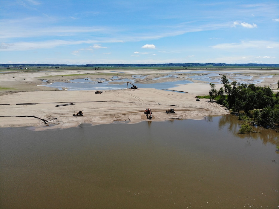 Aerial view of repair working being done at levee breach L575a_1 July 9, 2019.