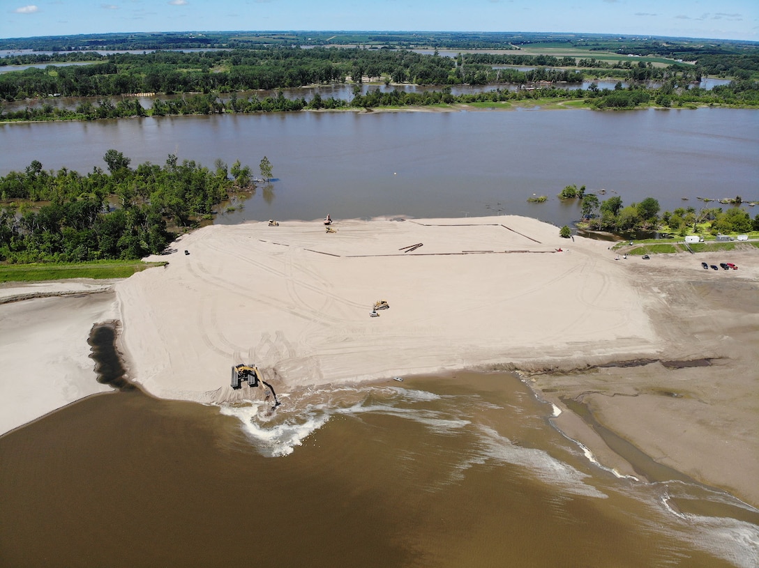 Aerial view of repair working being done at levee breach L575a_1 July 9, 2019.