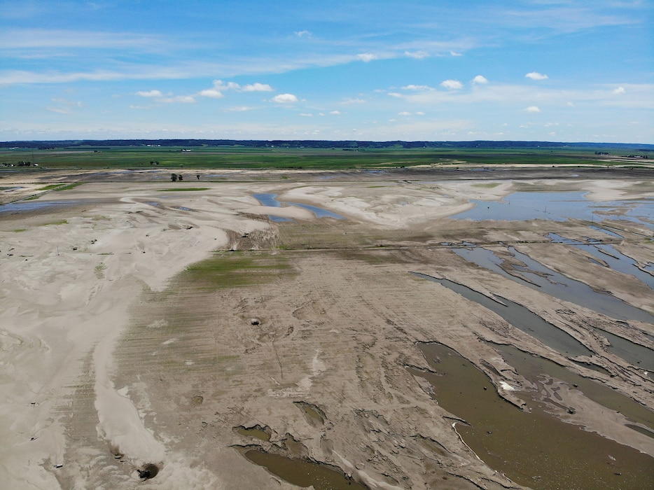 Aerial view of repair working being done at levee breach L575a_1 July 9, 2019.