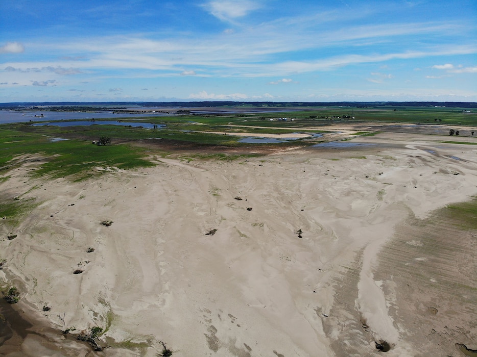 Aerial view of repair working being done at levee breach L575a_1 July 9, 2019.