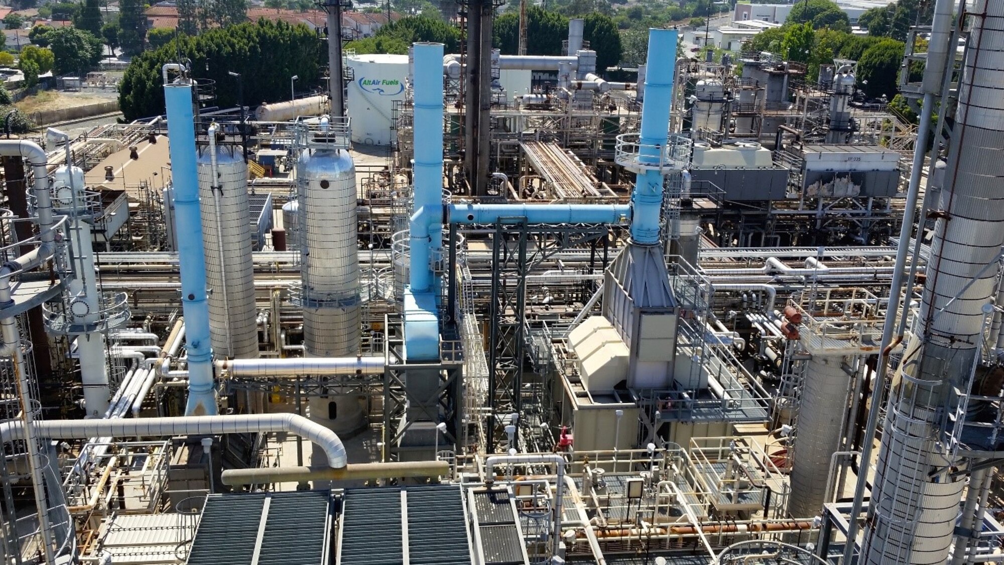 Bird’s eye view of AltAir’s Bio-Synthetic Paraffinic Kerosene Refinery in Paramount, California. Title III involvement was instrumental in advancing the manufacturing capacity for Bio-Synthetic Paraffinic Kerosene biofuel blend. (Courtesy photo)