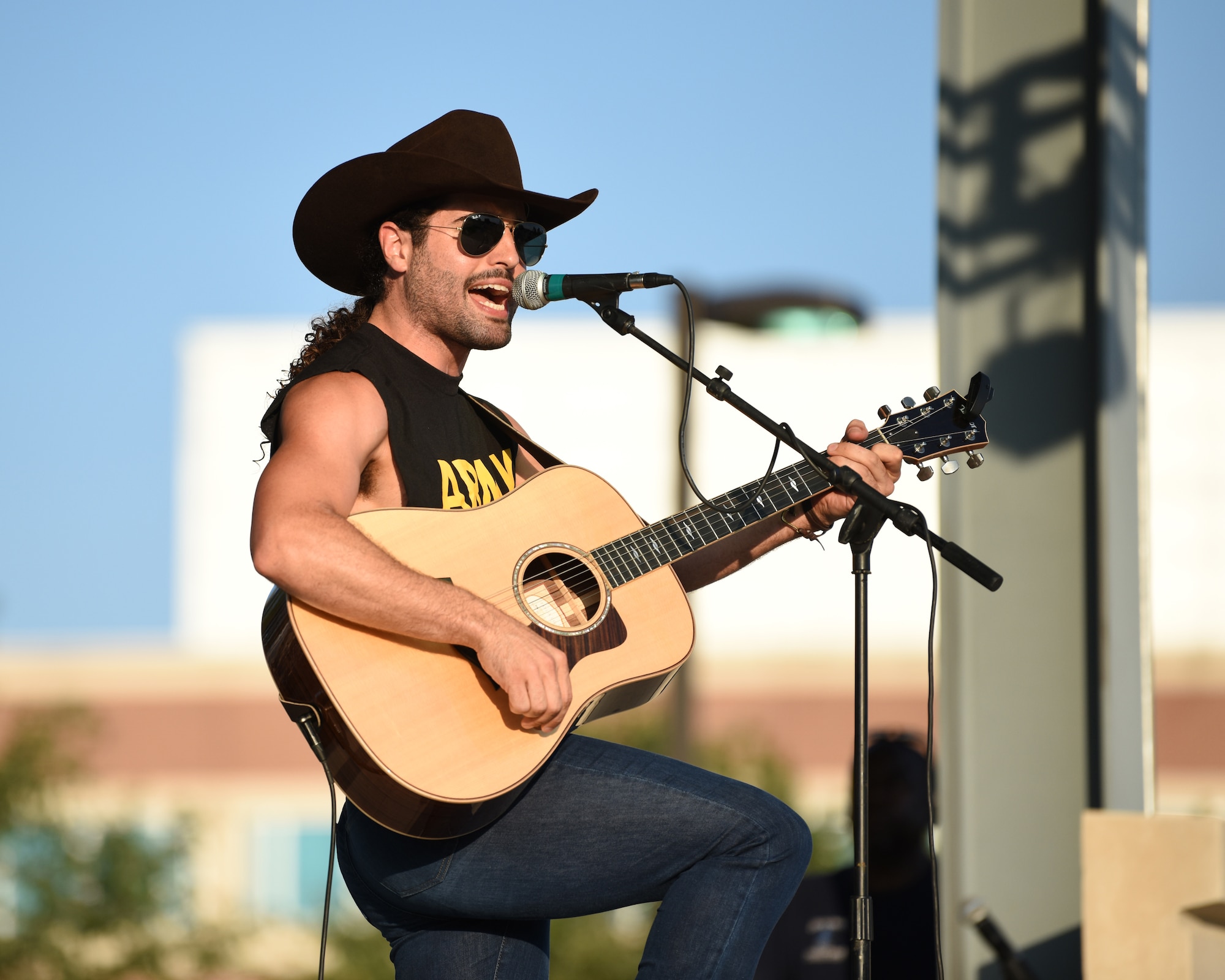 JBLE rocks out for Country Night