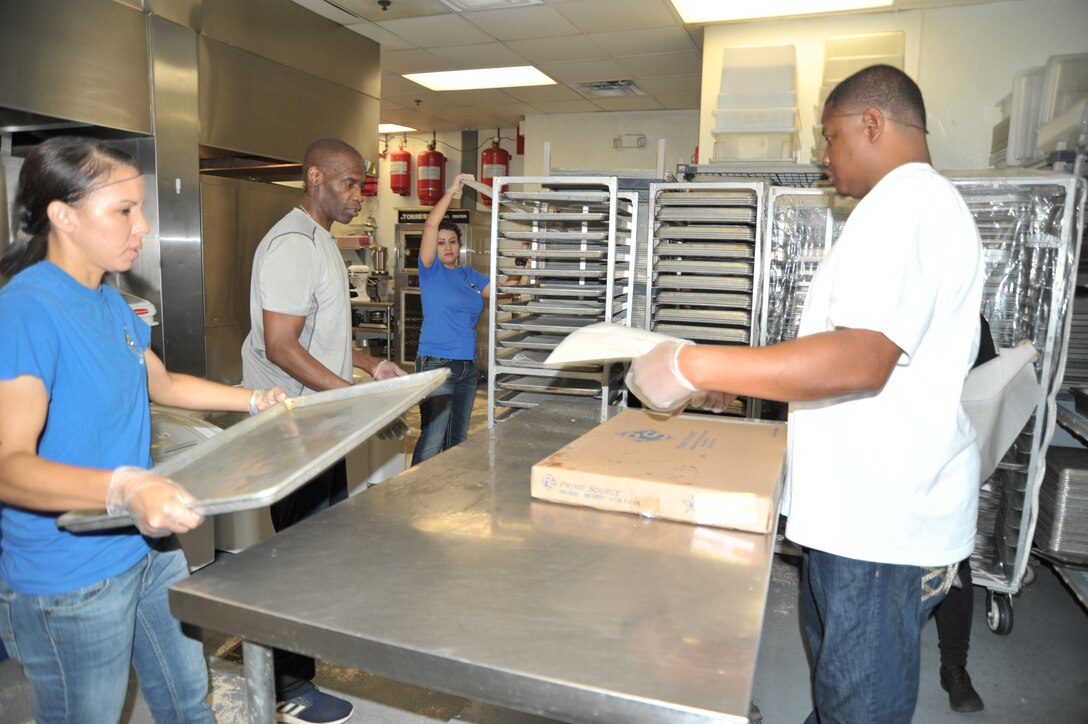 340th FTG supports SA Food Bank
