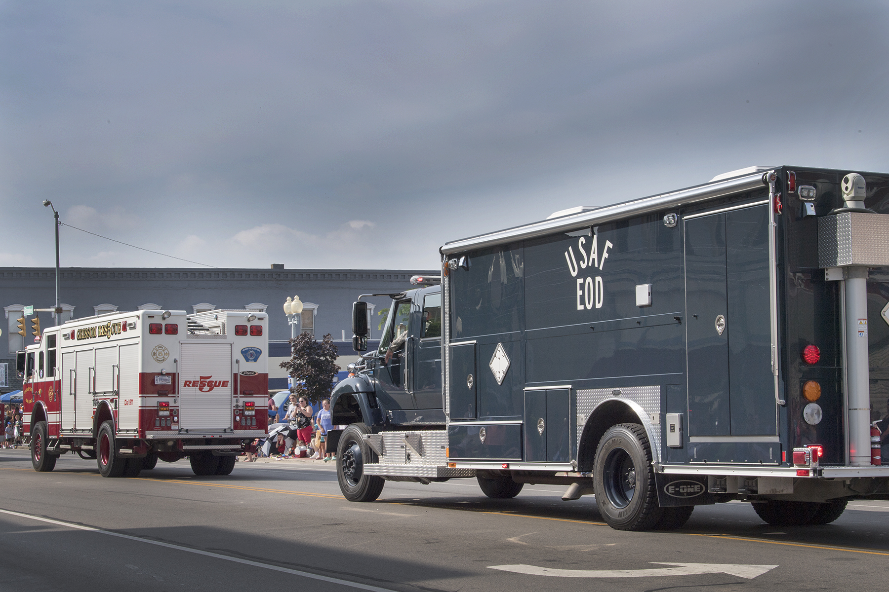 Grissom participates in annual Peru circus parade > Grissom Air Reserve