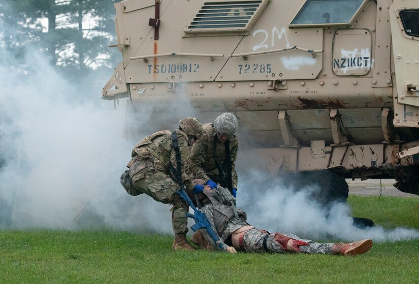 Soldiers refresh combat lifesaving skills