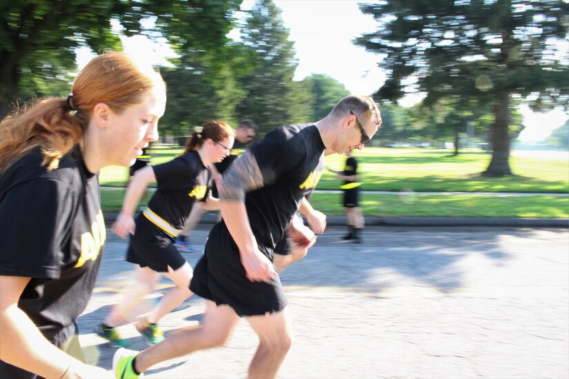 316th ESC Soldiers Train for Army Combat Fitness Test