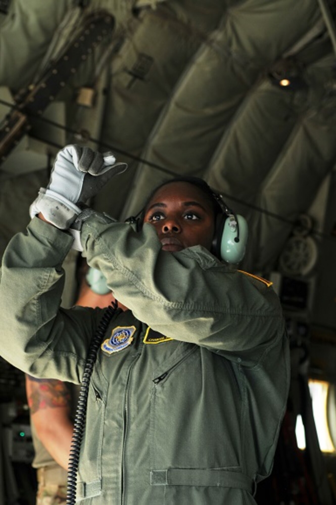 The Pope Field 43d Aeromedical Evacuation Squadron (AES) participated in a tandem Aeromedical Readiness Mission alongside aircrew from Dyess Air Force Base, Texas. With the guidance of instructors, new flight nurses and aeromedical evacuation technicians encountered medical scenarios to test clinical expertise and aircraft knowledge. (U.S. Air Force photo by Jim Bove)