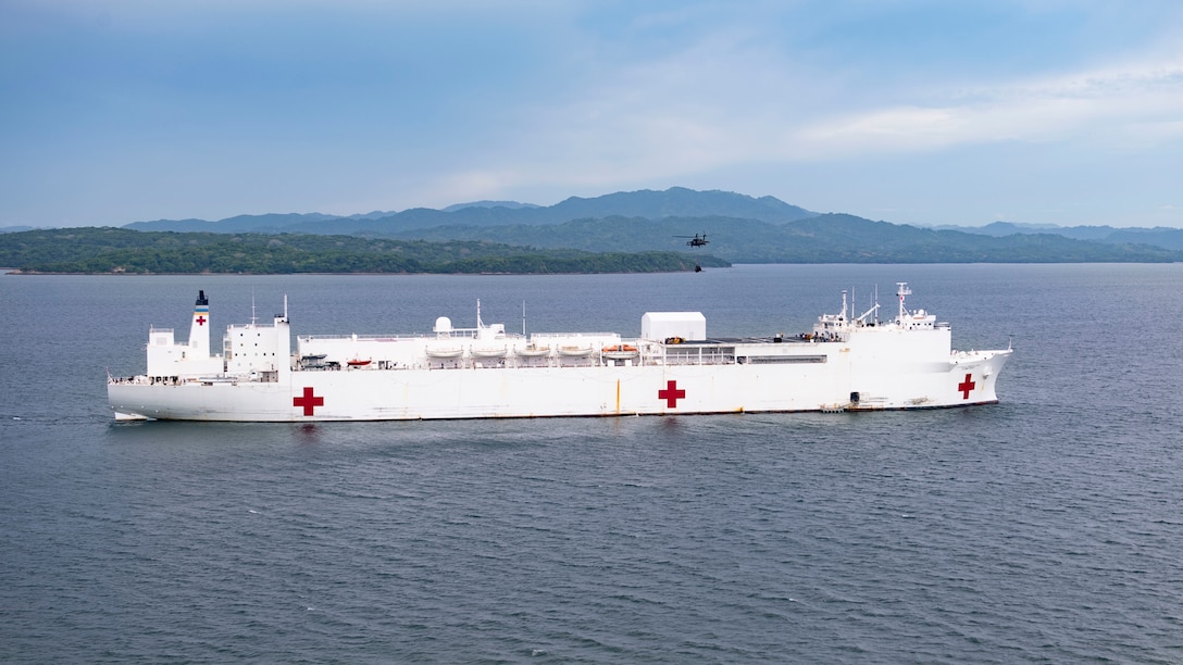 USNS Comfort off the coast of Costa Rica