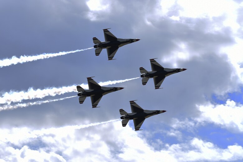 The U.S. Air Force Thunderbirds zoomed back into Cheyenne Frontier Days for their annual air show, July 24, 2019.