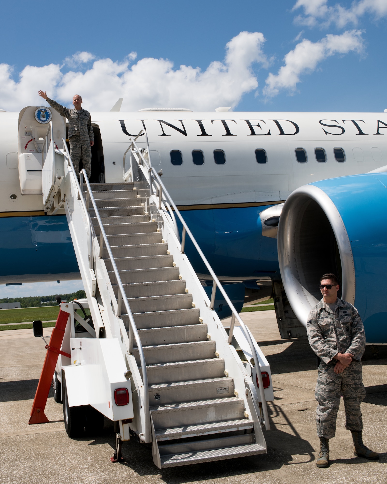 A U.S. Air Force C-32A from the 89th Airlift Wing arrived at Youngstown Air Reserve Station, July 23, 2019.