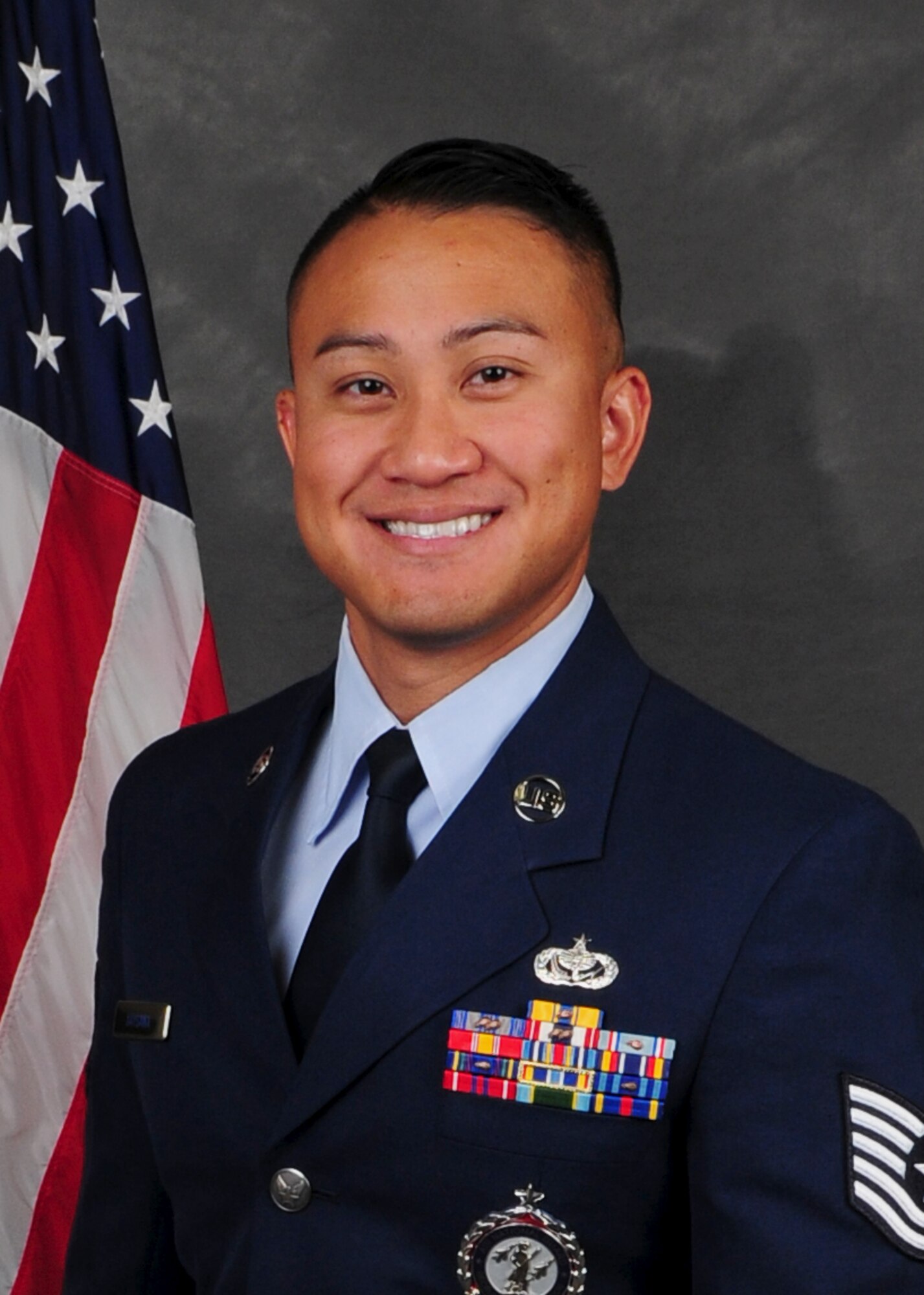 TSgt Johnson Xaysana official photo